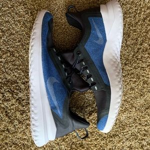 nike utility training shoe